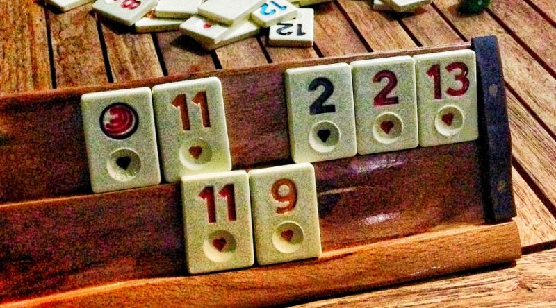 Puanlı Okey Oyna – Strateji ve Puanlama ile Keyifli Bir Oyun Deneyimi